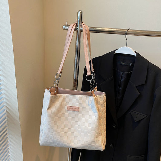 High-Capacity Commuter Tote Bag – Elegant Structured Handbag for Work & Everyday Use