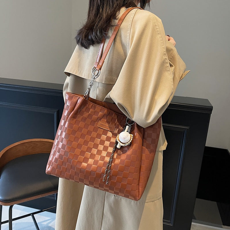 High-Capacity Commuter Tote Bag – Elegant Structured Handbag for Work & Everyday Use