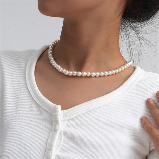 Elegant Pearl Choker Necklace – Timeless Luxury for Women