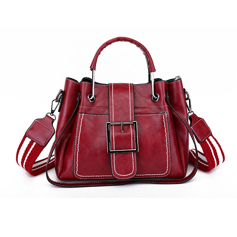 Elegant Soft Leather Handbag – Structured Shoulder & Crossbody Bag for Women. (Classic structure with refined everyday elegance)