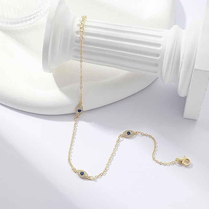 Adjustable Summer Anklet with Jeweled Pendant – Minimal Elegant Beach Jewelry