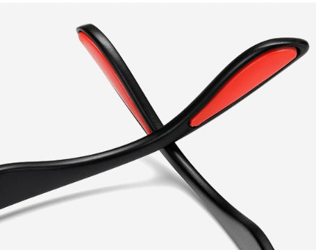 Classic Black Square Sunglasses – Everyday Fashion Glasses with Sporty Accent